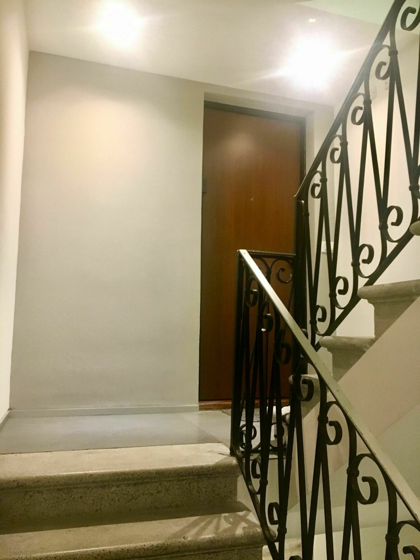 Mirrors Apartamento